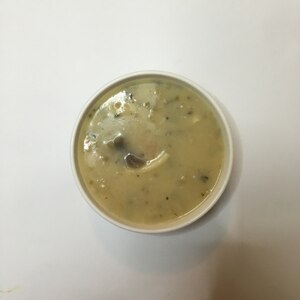 カラフルマカロニ入りコーンスープ